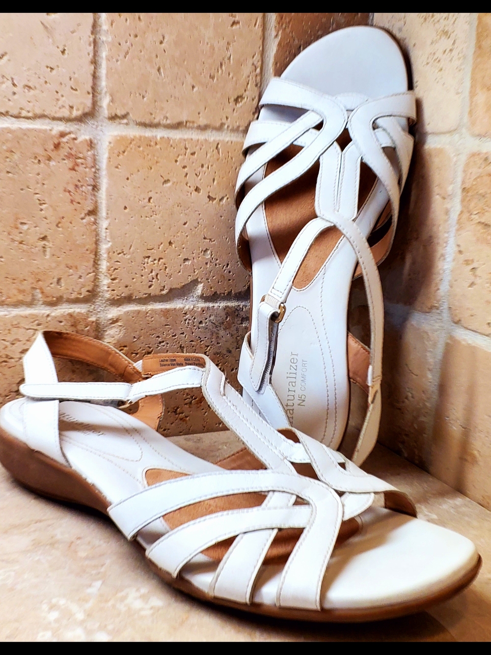 White Strappy Women’s Sandal with Low Wedge Size 10 M - Picture 10 of 10